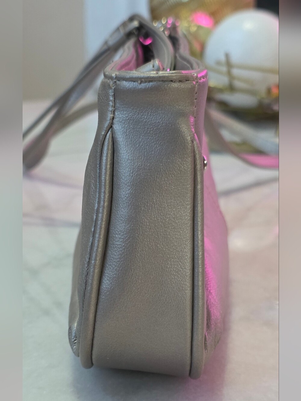 Worthington Pewter Metallic Leather Shoulder Bag with Pink Trim - Picture 7 of 14